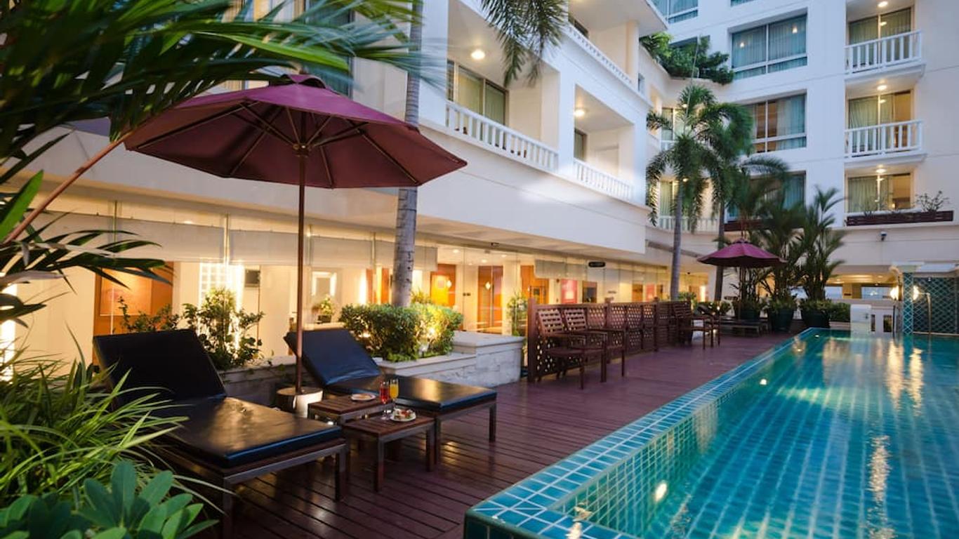 โรงแรมเซ็นเตอร์พอยท์ ศาลาแดง