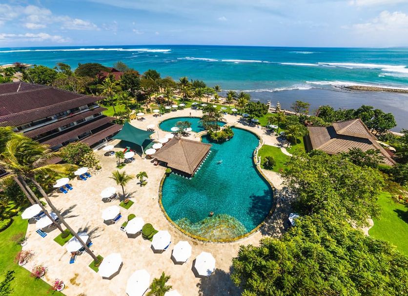 สระว่ายน้ำ รูปภาพ