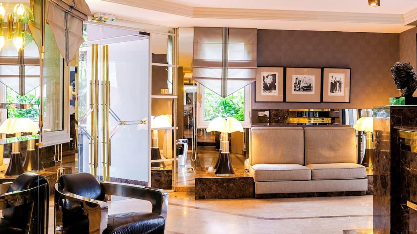 โรงแรม เมอร์โมซ หรือ Hôtel Mermoz