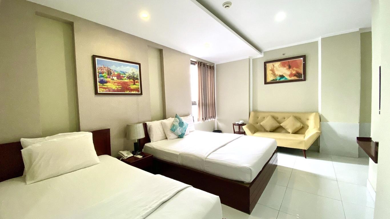โรงแรมมีลิง
