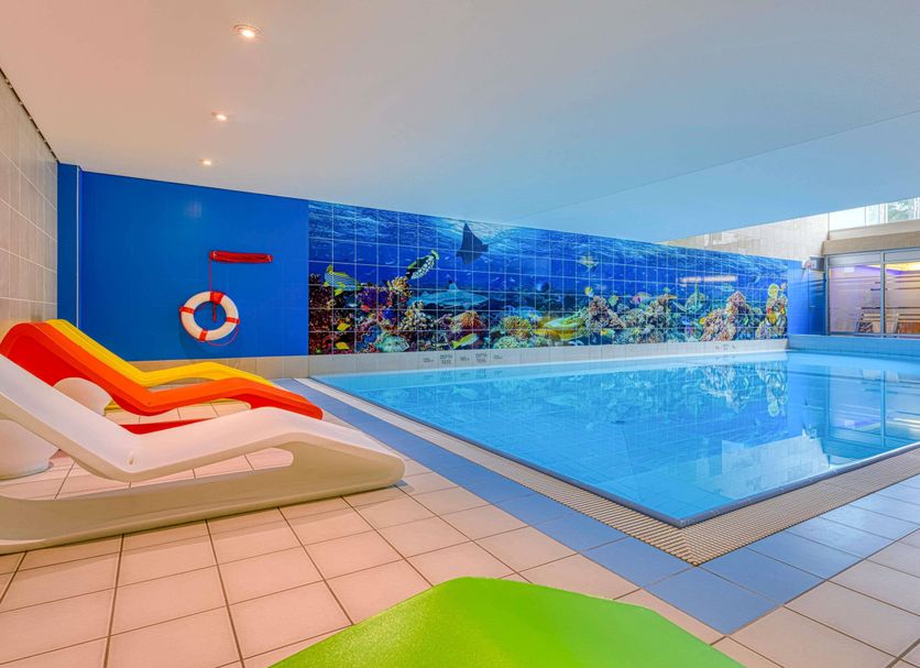 สระว่ายน้ำ รูปภาพ