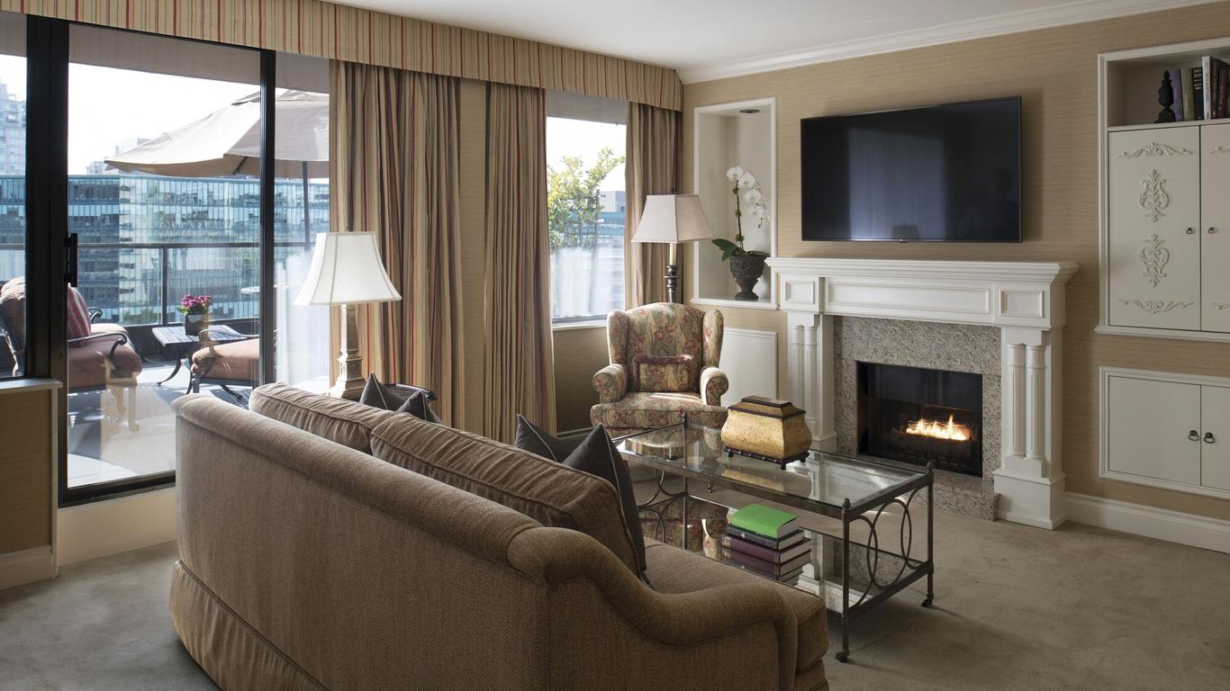 Wedgewood Hotel & Spa แปลว่า โรงแรมและสปาเวดจ์วูด