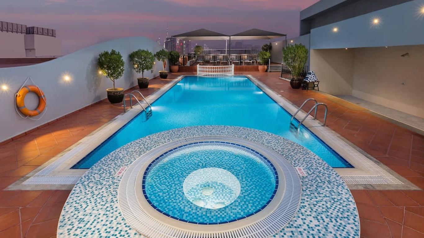 โรงแรมซาวอย เครสท์ อพาร์ตเมนต์