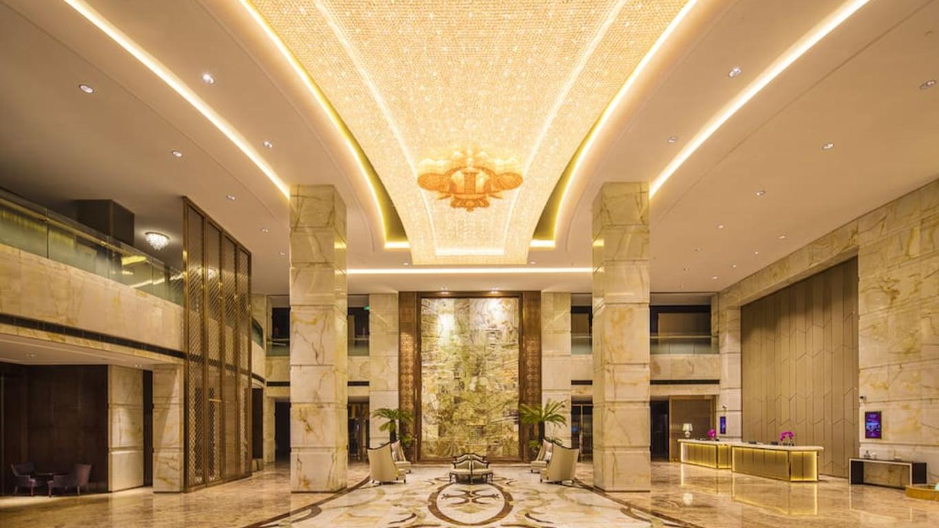 โรงแรมรอยัลเซ็นจูรี เซี่ยงไฮ้