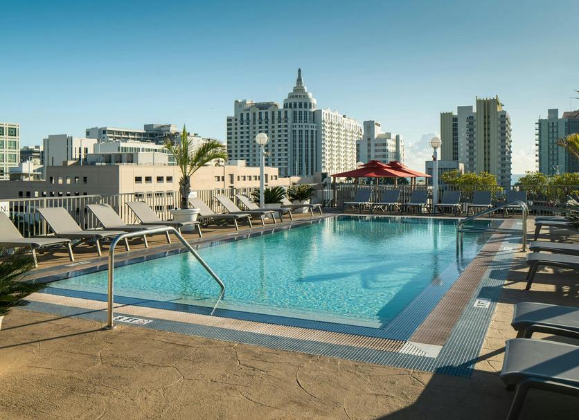 สระว่ายน้ำ รูปภาพ