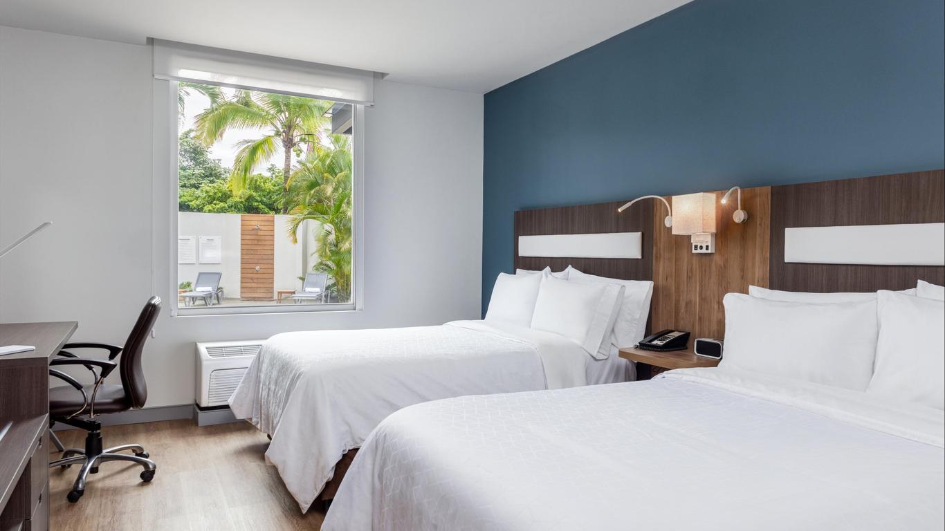 โรงแรม Holiday Inn Express San Jose Forum บาย IHG