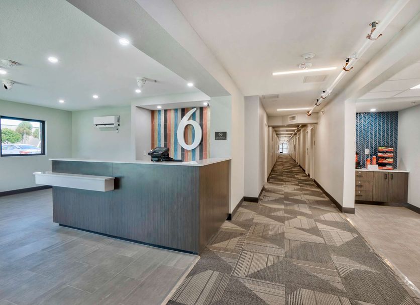 แผนกต้อนรับส่วนหน้า รูปภาพ