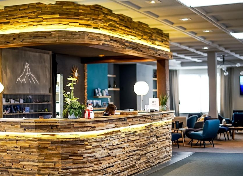 แผนกต้อนรับส่วนหน้า รูปภาพ