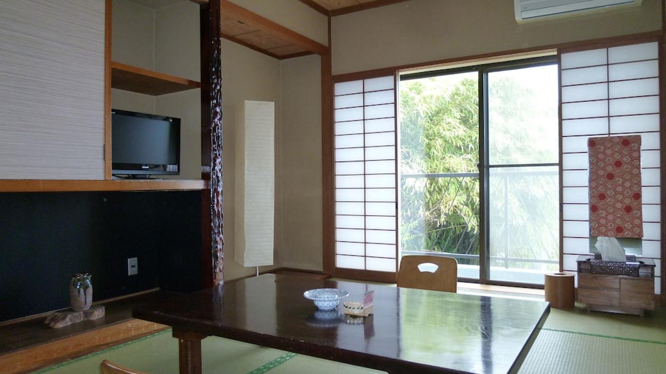 โรงแรมโยชิโนะ