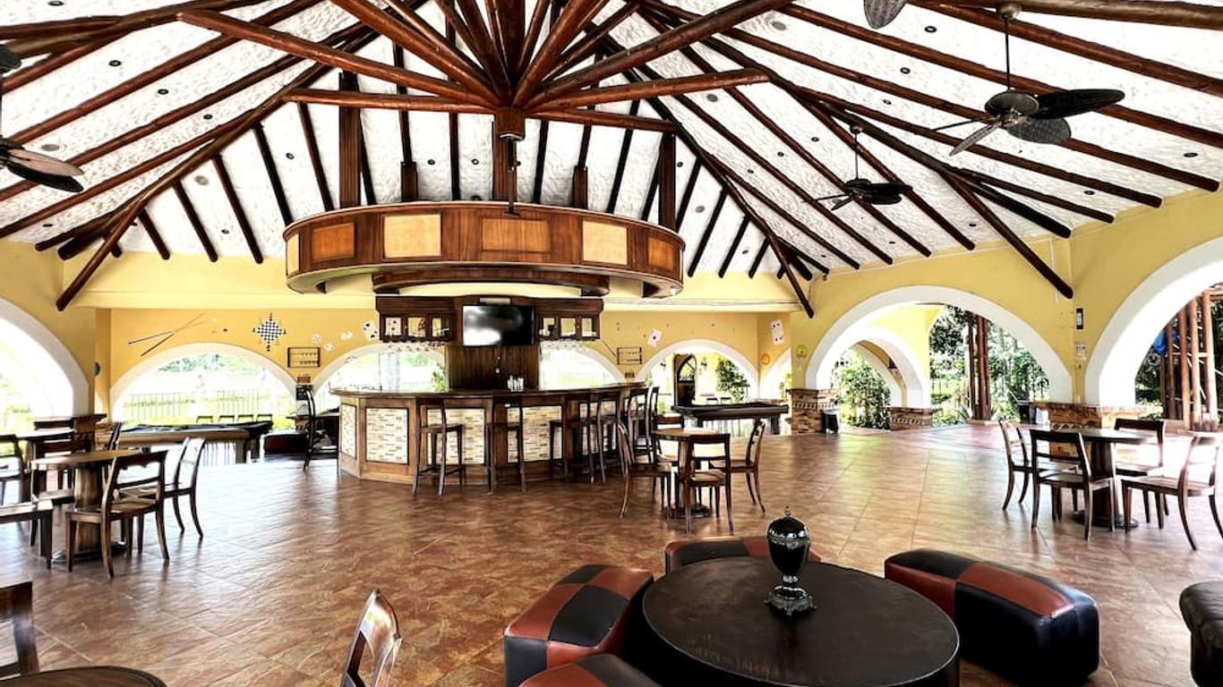 โรงแรมเตเกนดามา โรงแรมแคมเปสเตร วิลลาวิเซนซิโอ