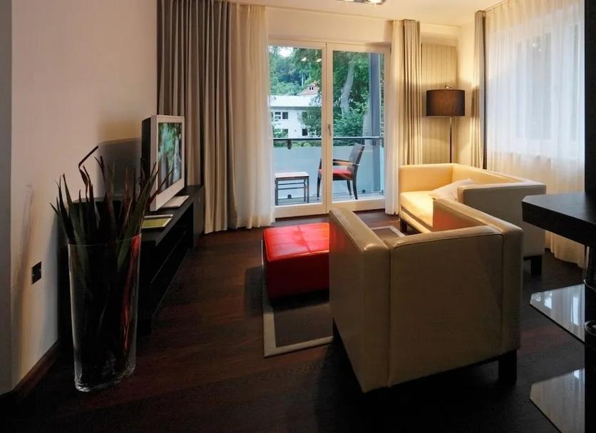 อื่น ๆ รูปภาพ