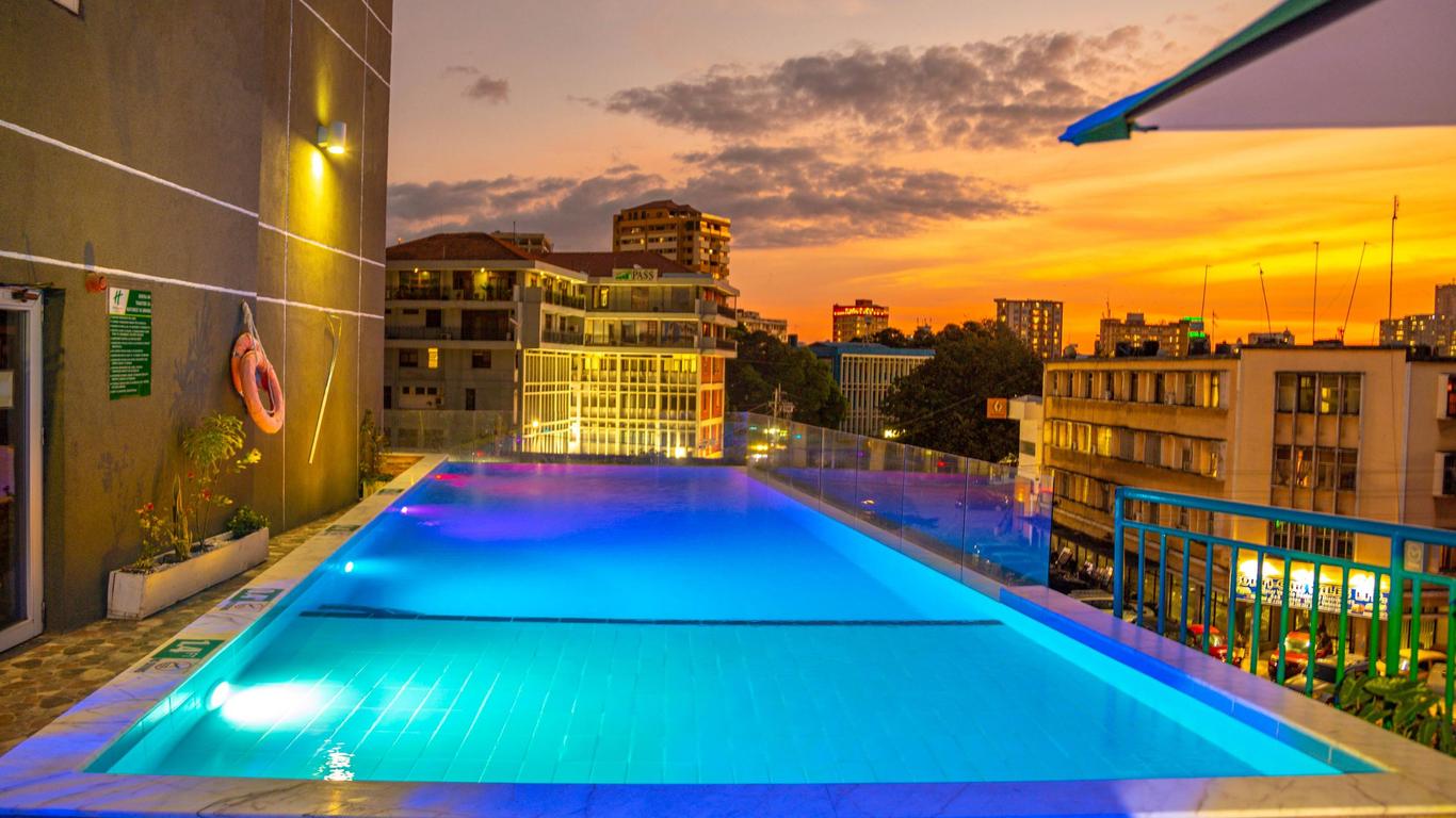 โรงแรม ฮอลิเดย์ อินน์ ดาร์ เอส ซาลาม ซิตี้ เซ็นเตอร์ บาย IHG