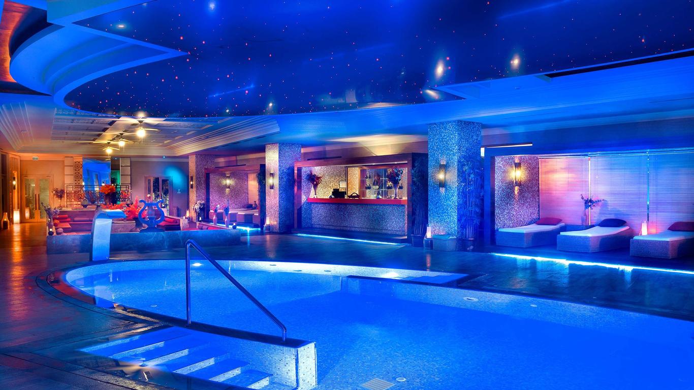 ศูนย์การค้า ELA Excellence Resort Belek -