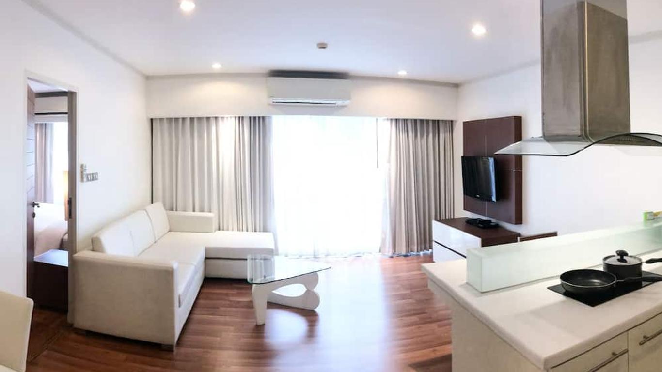 สาทรเกรซ เซอร์วิส เรสซิเดนท์