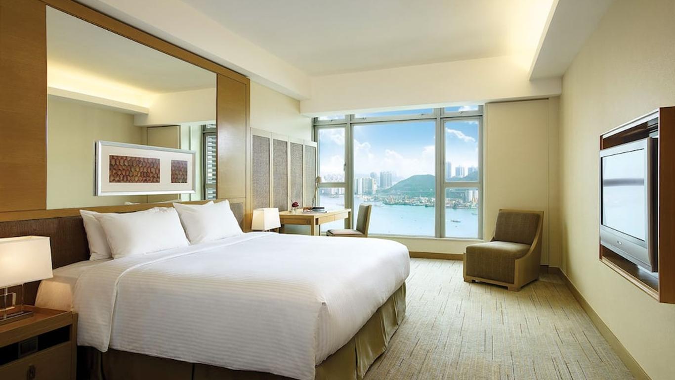 โรงแรม รอยัล วิว
