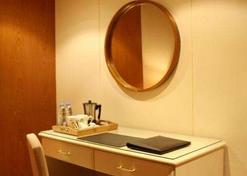 Grand Hotel Beirut - Beirut - Bedroom