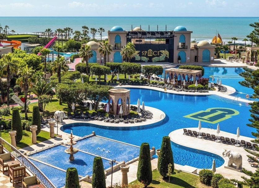 สระว่ายน้ำ รูปภาพ