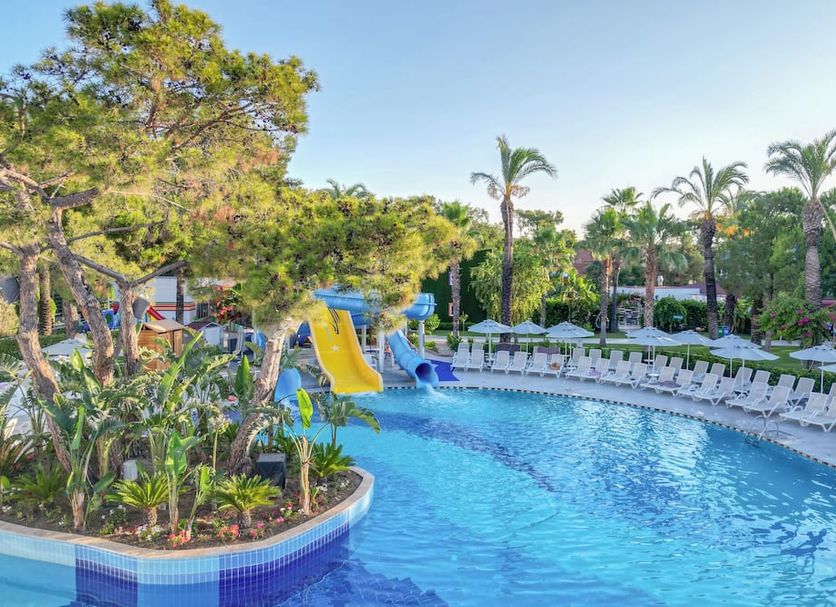 สระว่ายน้ำ รูปภาพ