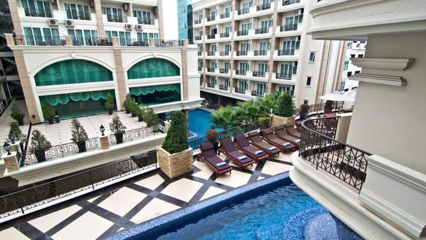 โรงแรมมิราเคิลสวีท