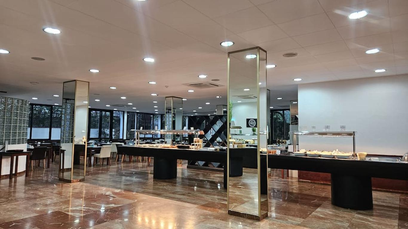 โรงแรมบีพีเอ็ม โลเรต