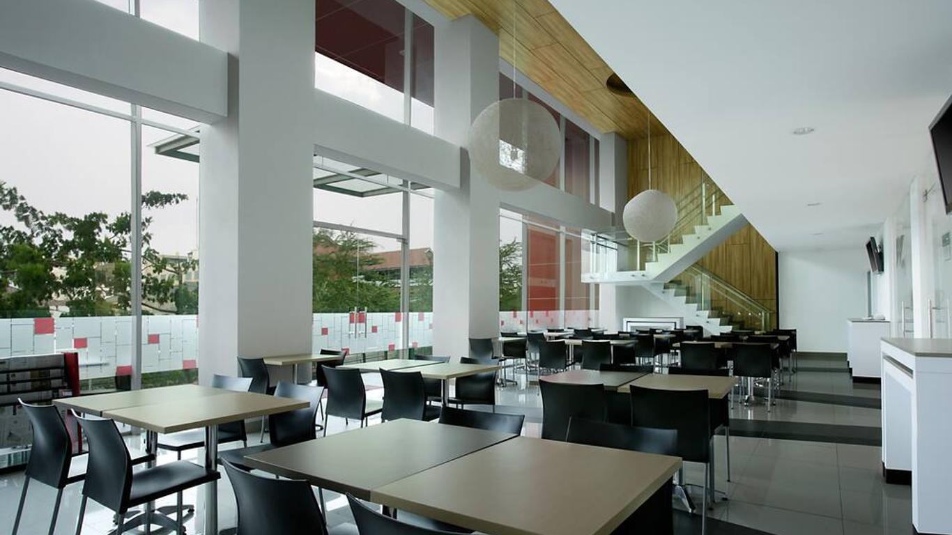 โรงแรมอมาริส เตนเดอัน - ผ่านการรับรอง CHSE