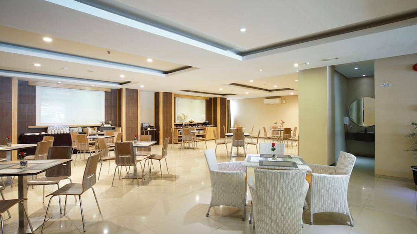 โรงแรมท็อป มาลิโอโบโร