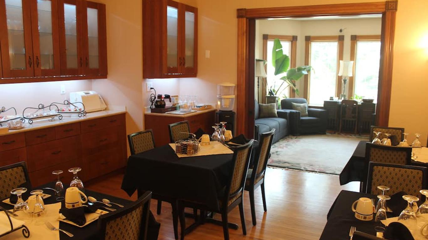 อลิสเฮาส์B&B, ไนแอการ่าฟอลล์ส