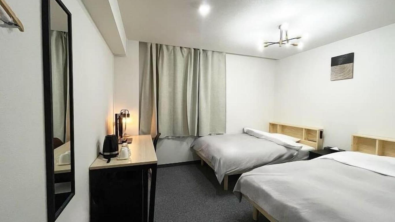 โรงแรมรอยัลโอ๊ค โกตันดะ
