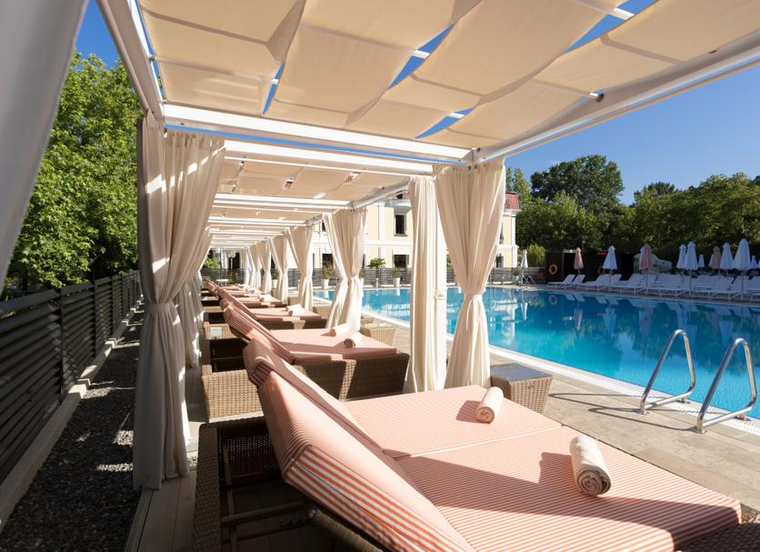 สระว่ายน้ำ รูปภาพ