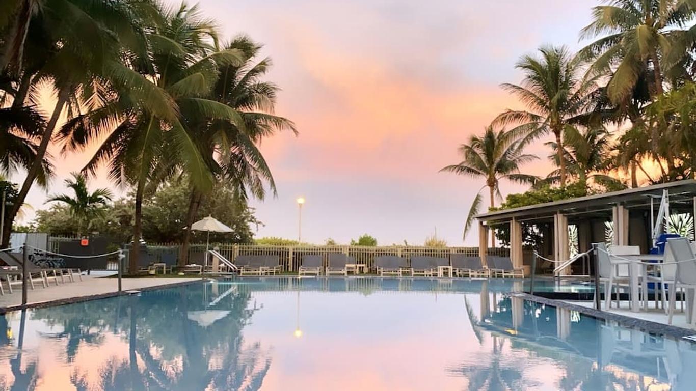 โรงแรมซากามอร์ เซาท์บีช - โรงแรมที่ให้บริการห้องสวีททั้งหมด