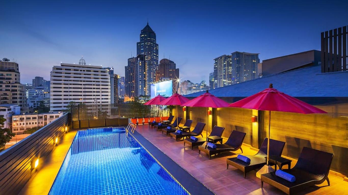 โรงแรมโซโล สุขุมวิท 2