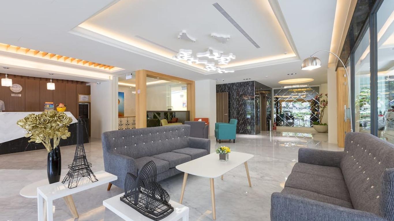 โรงแรมซัน
