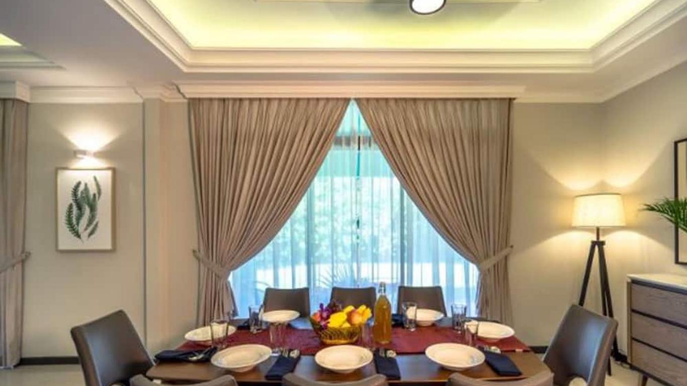 ตันจงปูเตรีกอล์ฟรีสอร์ท - มาเลเซีย