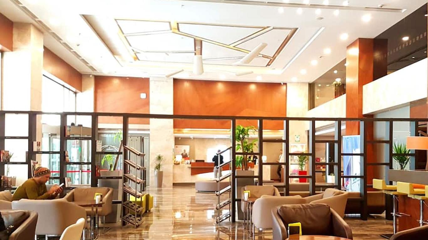 โรงแรม ฮอลิเดย์ อินน์ กาเซียนเท็ป - เซฮิตคามิล บาย IHG