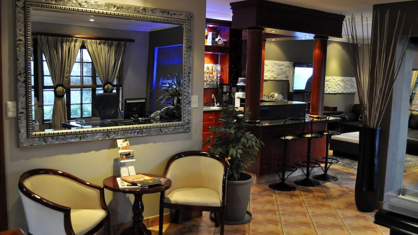 Waterfalls Boutique Hotel