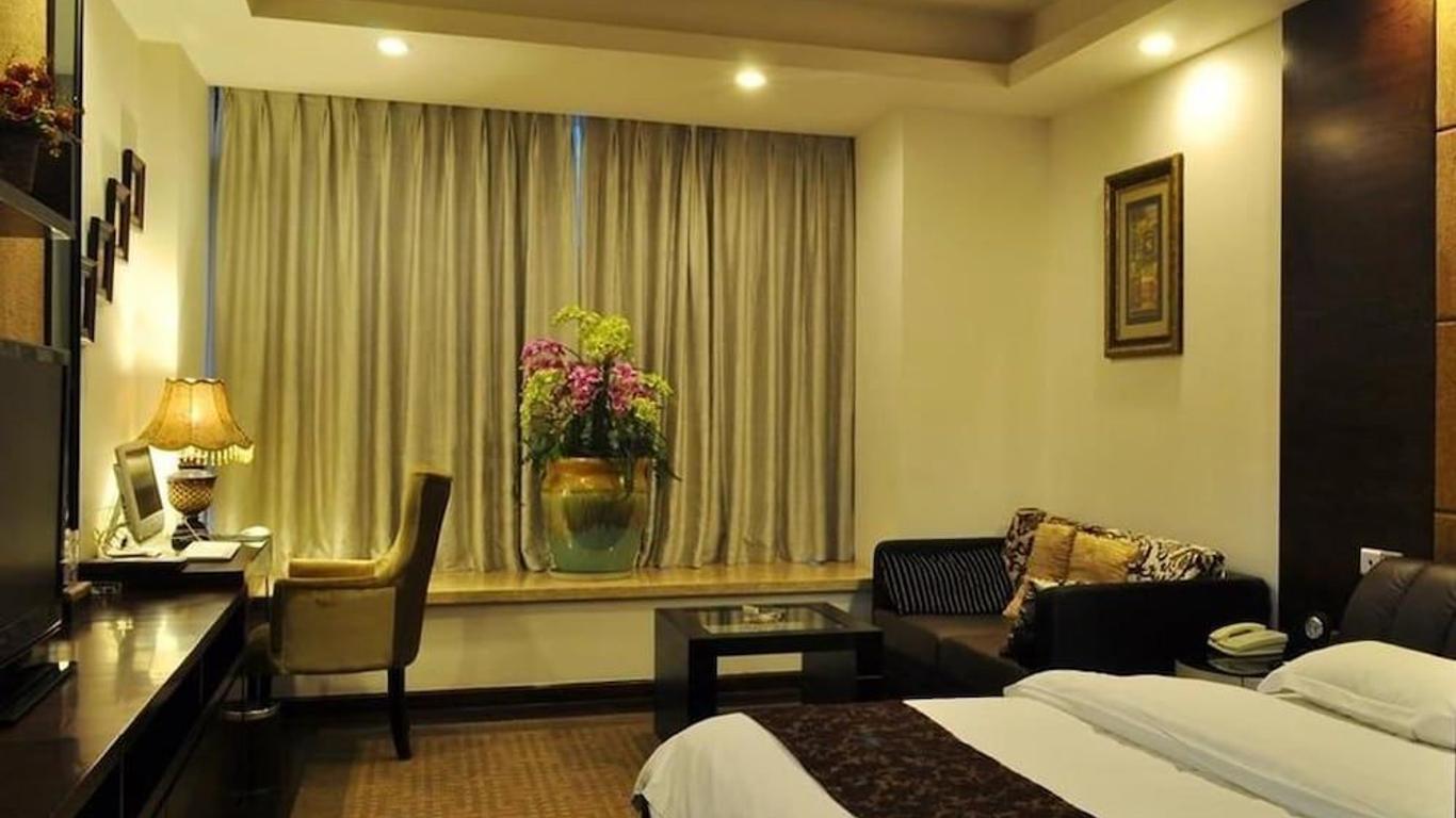 โรงแรมเฉิงตูเวสต์แคร์