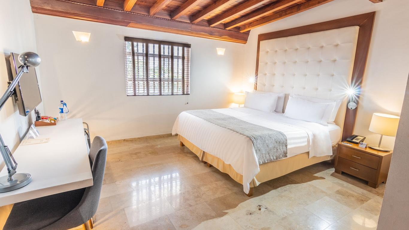 โรงแรม Ghl Collection Armería Real