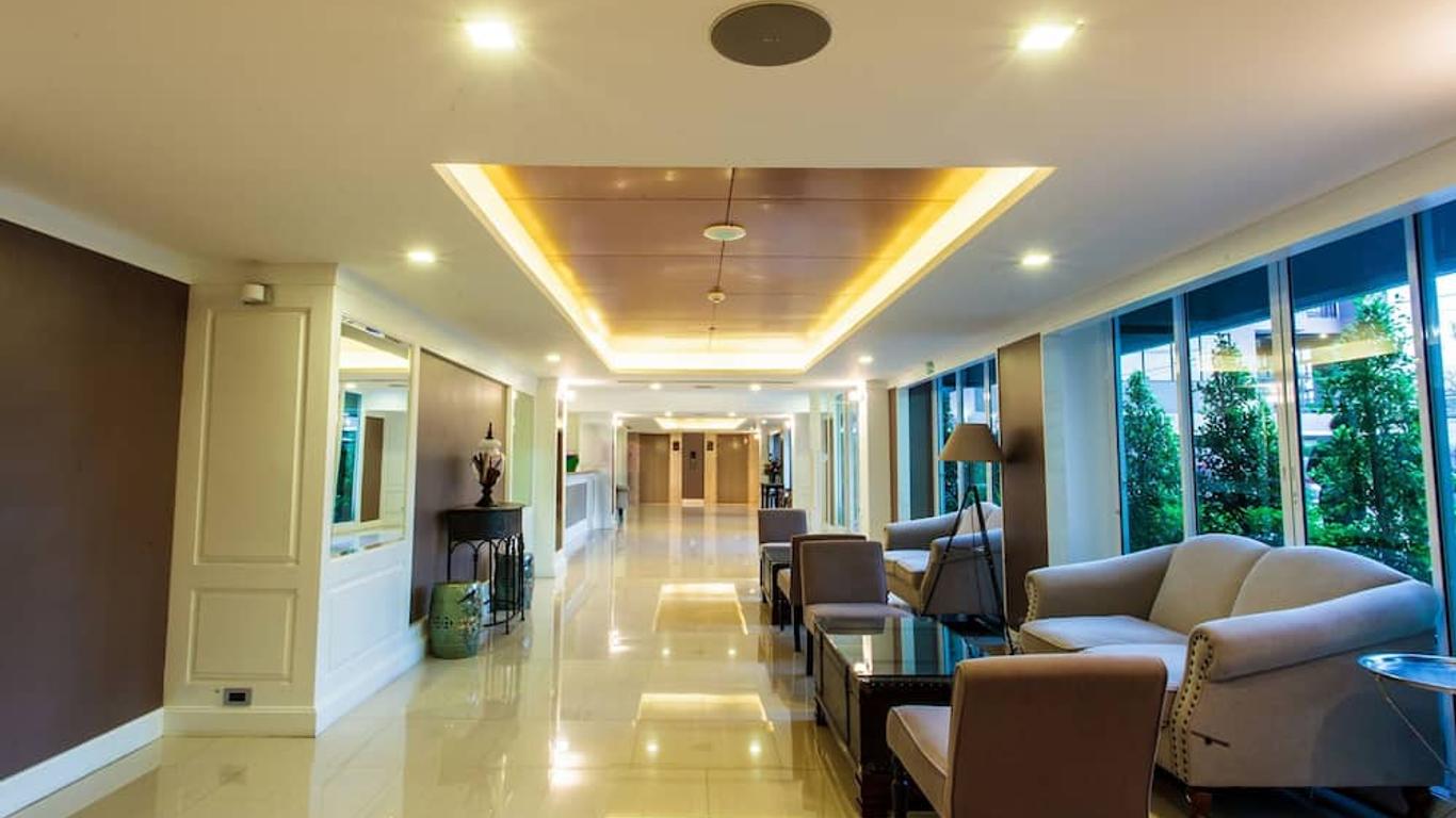 โรงแรมซินนาม่อน เรสซิเดนซ์