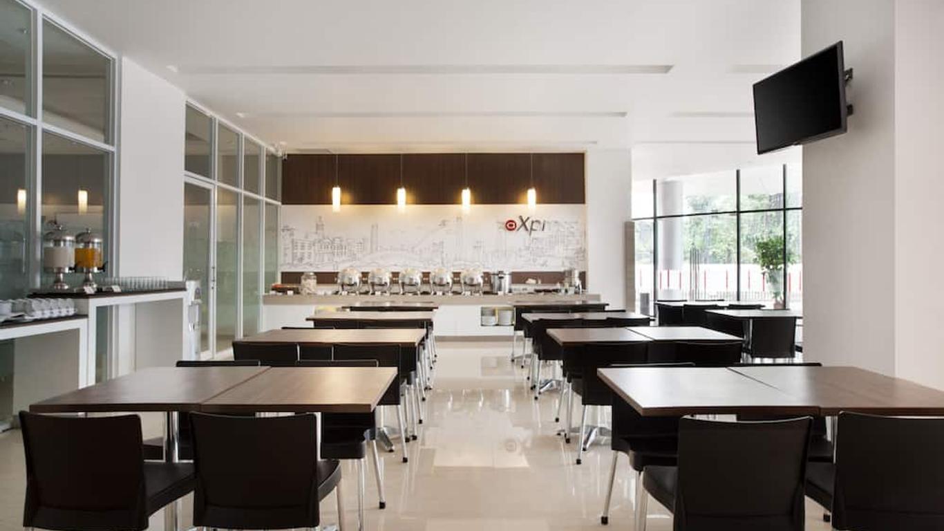 โรงแรมอมาริส มัมปัง - จาการ์ตา - ผ่านการรับรอง CHSE