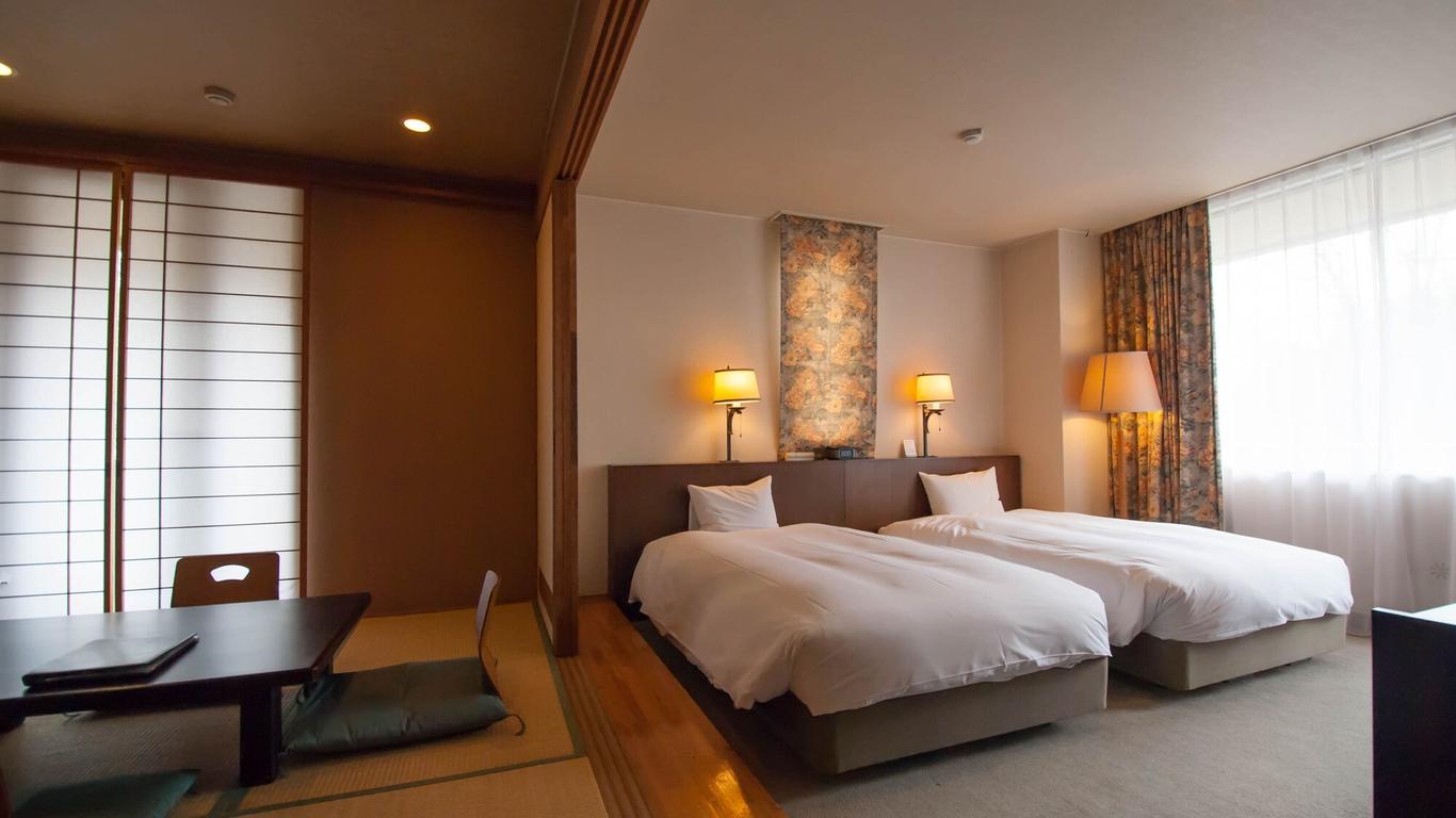 โรงแรมฮาคุบะ โมมิโนกิ