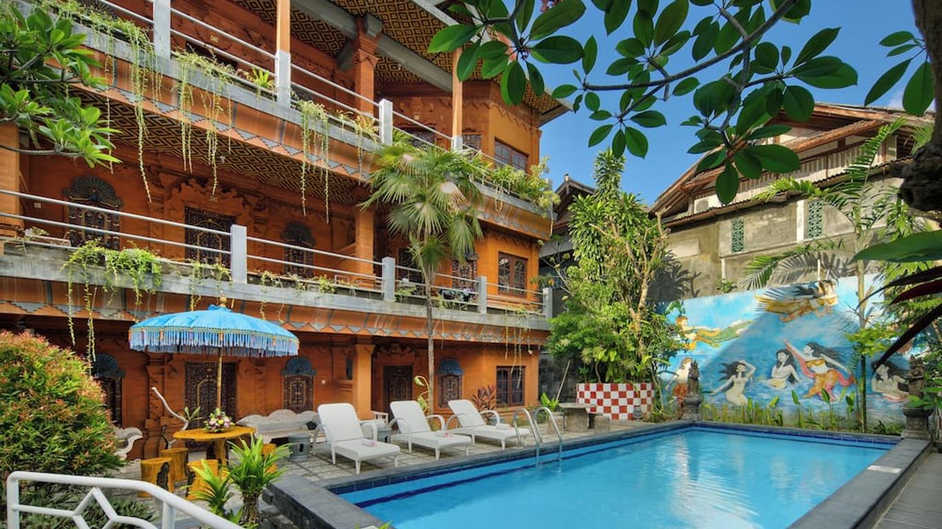 โรงแรมลุมบุงซารี