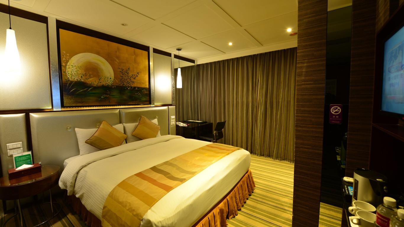 โรงแรมริโด