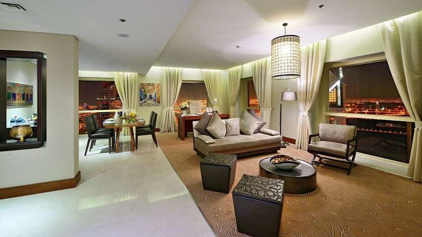 โรงแรมเดอะทาวเวอร์ พลาซ่า