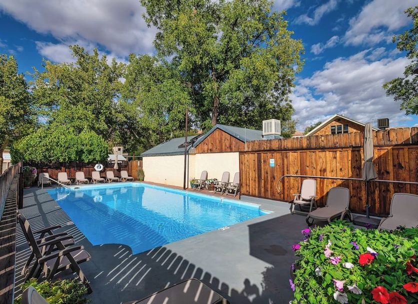 สระว่ายน้ำ รูปภาพ