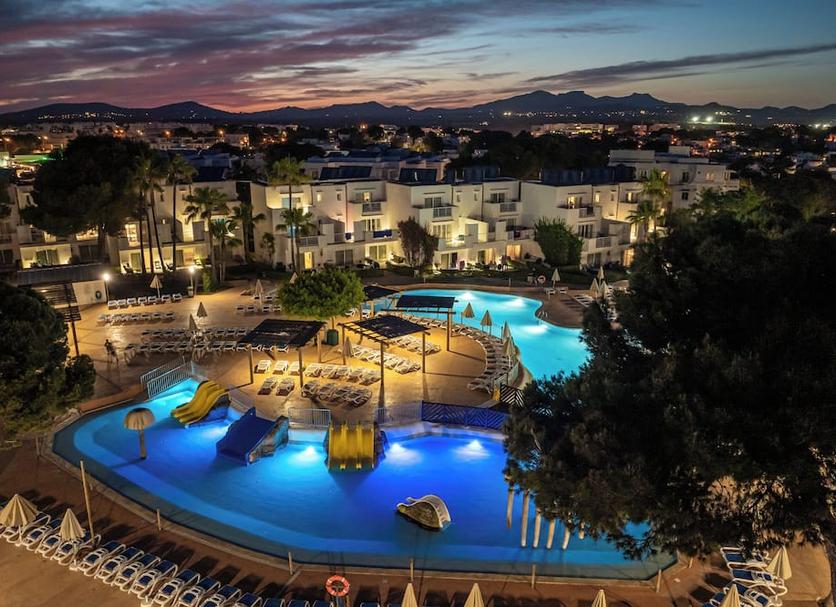 สระว่ายน้ำ รูปภาพ