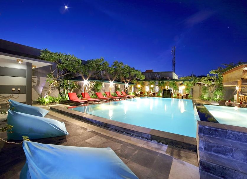 สระว่ายน้ำ รูปภาพ