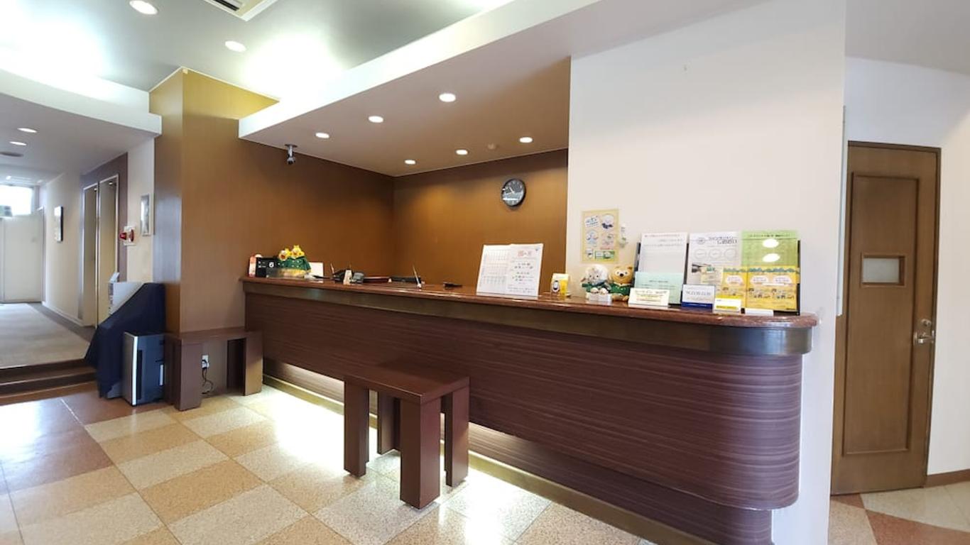 โรงแรมรูท-อินน์ คอร์ท ชิโนโนอิ