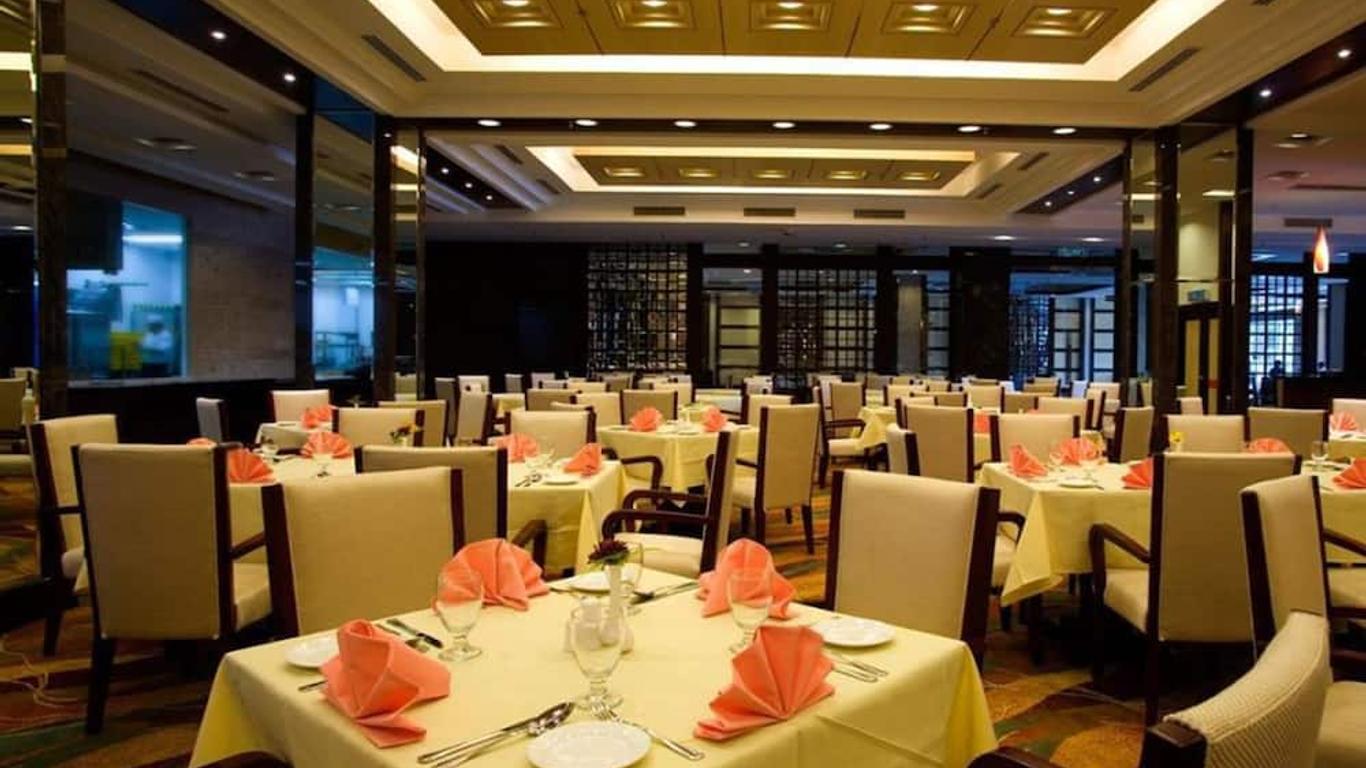 โรงแรมอิมพีเรียลพาเลซ