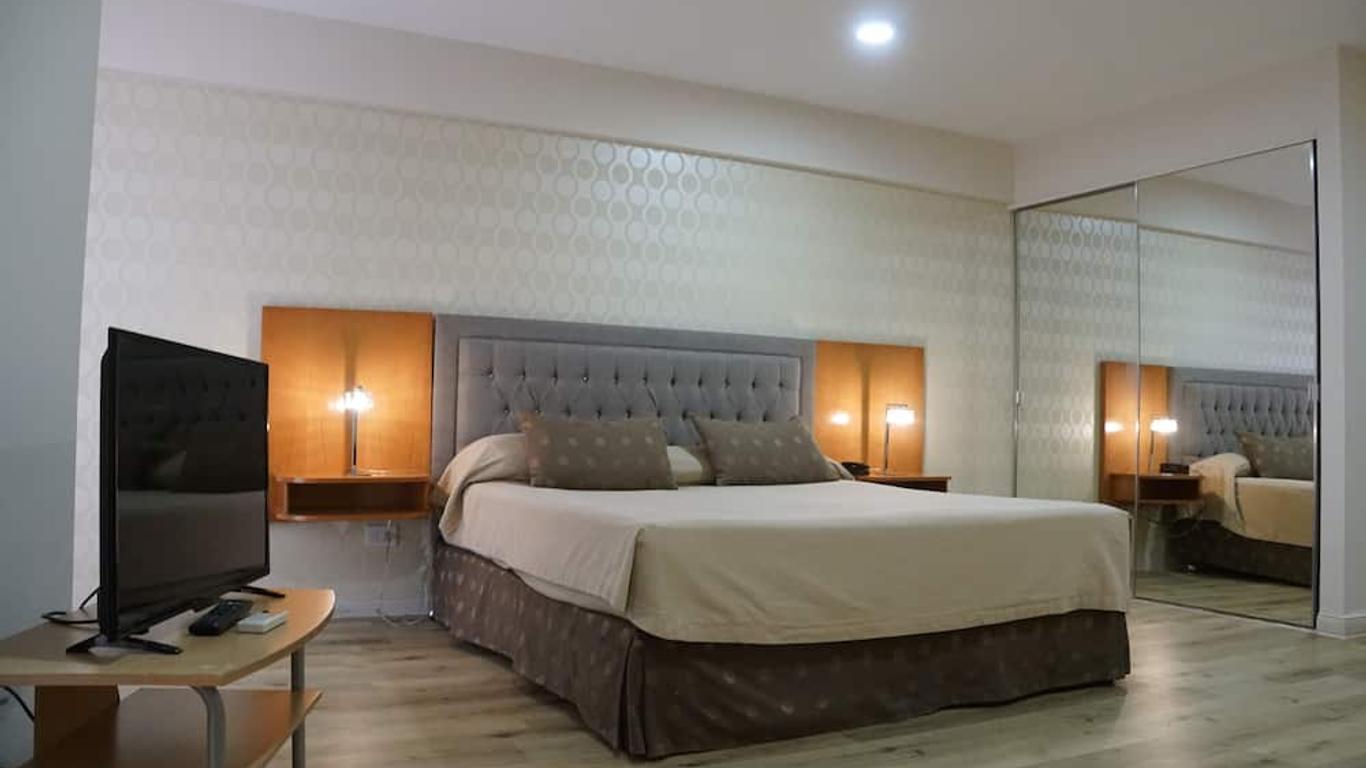 โรงแรม ฮาวาร์ด จอห์นสัน บน วินด์แฮม โรซาริโอ
