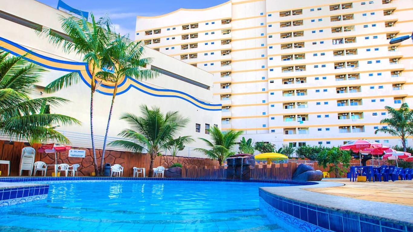 โกลเด้น ดอล์ฟิน แกรนด์ โรงแรม โอฟิเชียล